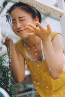 古灵精探第一部